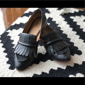 Bass Weejuns black leather flats